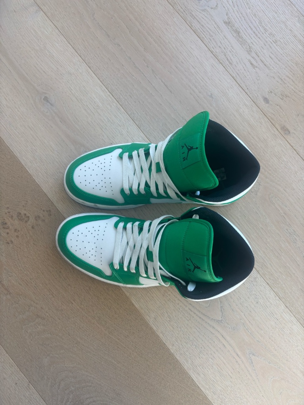 Jordan 1 Mid Lucky Green -  Mens  US Size 9.5 - Picture 5 of 12
